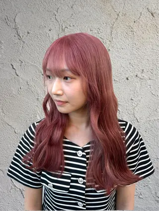 セミロング カラー 似合わせ/ブリーチ カラー.岡田友仁のヘアスタイル