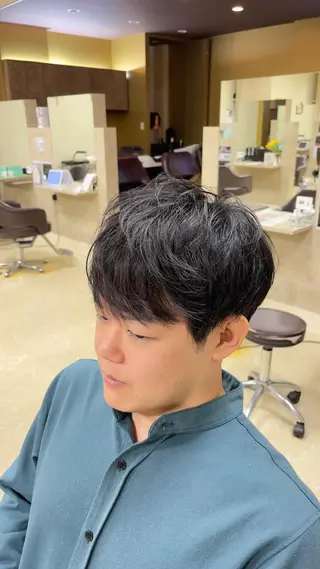 メンズ 縮毛・酸性ストレート 特化のヘアスタイル