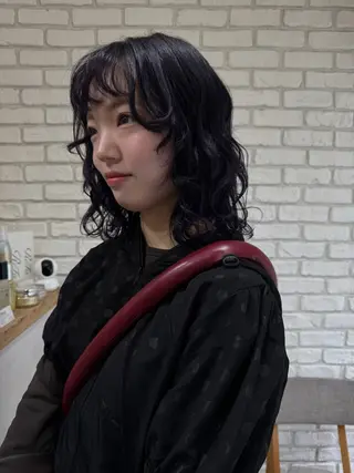 ミディアム 阿部  ことみ /パーマモデルのヘアスタイル