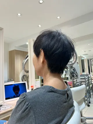 ショート 銀座シロー　村山 レツのヘアスタイル