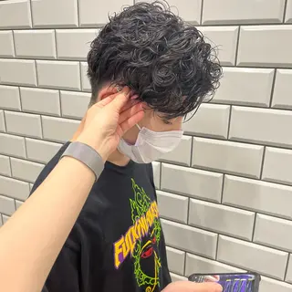 パーマ メンズ newi赤羽 HINATAのヘアスタイル