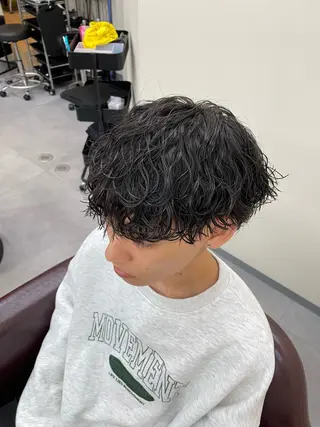 パーマ メンズ 大阪美容師 井上智博のヘアスタイル