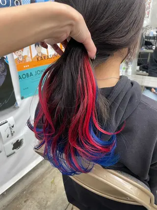 セミロング カラー インナーカラー 推し ブリーチ  髪質改善のヘアスタイル