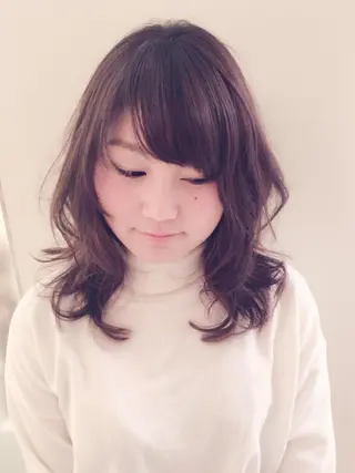 ミディアム セミロング ヘアアレンジ 韓国肌管理 ウプエステティックのエステ・リラクイメージ