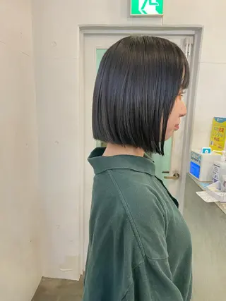 ショート カラー レイヤー べージュ 白石研太のヘアスタイル