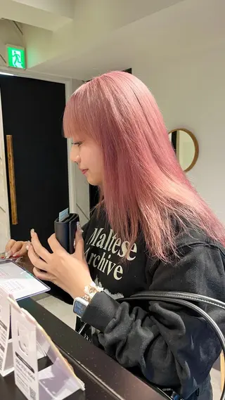 セミロング カラー kanta 梅田 韓国ハイトーンのヘアスタイル