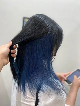 カラー 萩原 彩音のヘアスタイル