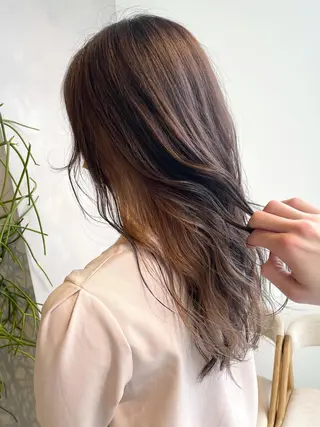 ロング カラー ハイトーン×レイヤー ／遠藤将太のヘアスタイル