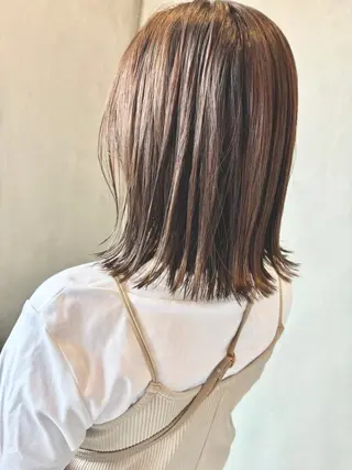 ミディアム 草野ゆずき⌇縮毛矯正 ⌇Wカラー⌇レイヤーのヘアスタイル