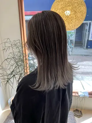 セミロング 【⭐️レイヤーカット 髪質改善⭐️】長谷川のヘアスタイル