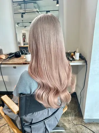 ロング カラー ✨艶ブリーチカラー ✨四ノ宮裕己のヘアスタイル