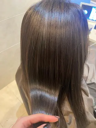 ミディアム レイヤーカット🖤 SAYAのヘアスタイル
