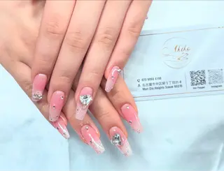 ネイル AKIKO ネイルサロンのネイルデザイン