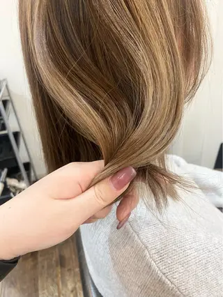 ミディアム Lamana所属・透明感カラー/ 加瀬たまものヘアスタイル