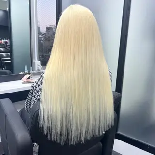 ロング カラー シールエクステ特化 ハイトーン、NANAのヘアスタイル