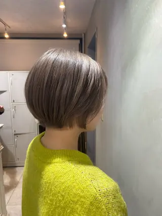 ショート カラー まとまるボブ🌼 アレンジ🌼鴨下穂香のヘアスタイル