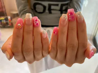 ネイル ♡ビジュール♡ NAIL &まつ毛のマツエク・マツパデザイン