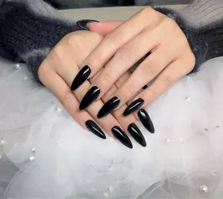 ネイル NiNa ビューティーサロン所属・Ni Naのネイルデザイン