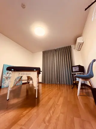 白丸整体マッサージ所属・白丸 花子のエステ・リラクイメージ