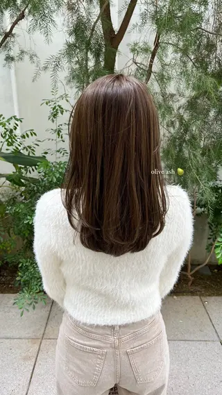 セミロング カラー Agnos 青山/ saya🌼のヘアスタイル