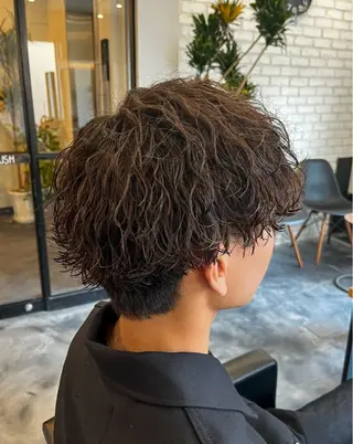 ショート 辻 日向のヘアスタイル