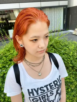 ミディアム デザインカラー/ボブ ブリーチカラー/ユリのヘアスタイル