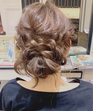 ヘアアレンジ 粟田 めぐみのヘアスタイル