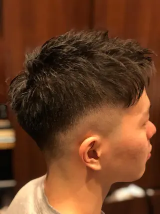 ショート パーマ ヒロ銀座 上口雄大のヘアスタイル