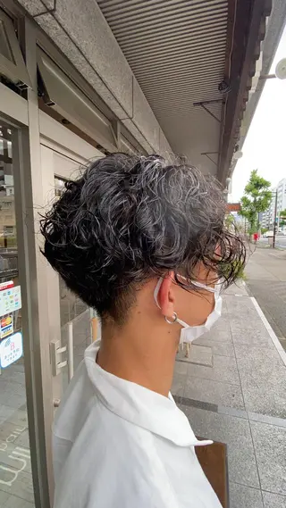 ショート パーマ メンズ 日比 貴大/ minim hairのヘアスタイル