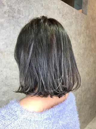 ミディアム カラー uru" すずきさゆりのヘアスタイル