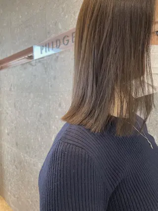 ミディアム カラー 山下 千明のヘアスタイル