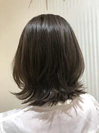 カラー カジサ ケイコのヘアスタイル
