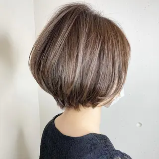 ショート 阪上 沙織のヘアスタイル