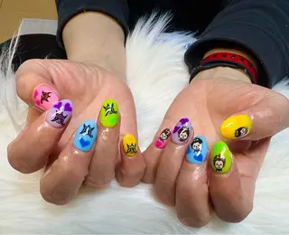 ネイル ダン ゴーゴックビックのネイルデザイン