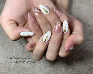 ネイル LAVISH nail salonのネイルデザイン