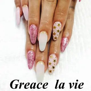 ロング カラー パーマ ヘアアレンジ キッズ ネイル マツエク・マツパ Greace  la vieのネイルデザイン