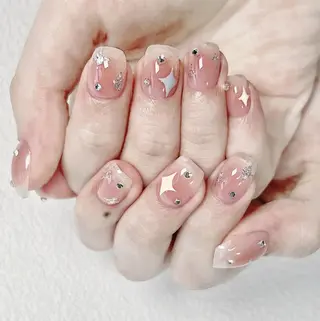 ネイル Queens みなみのネイルデザイン