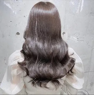 カラー 【公式】DISCO銀 座🪩トレンド🪽のヘアスタイル