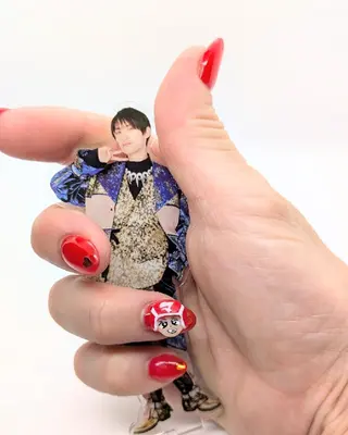 ネイル imaichise 🧡💜推しネイルのネイルデザイン