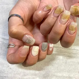 ショート カラー パーマ ヘアアレンジ メンズ キッズ ネイル マツエク・マツパ アイブロウ 今福鶴見ネイル 8(エイト)のネイルデザイン