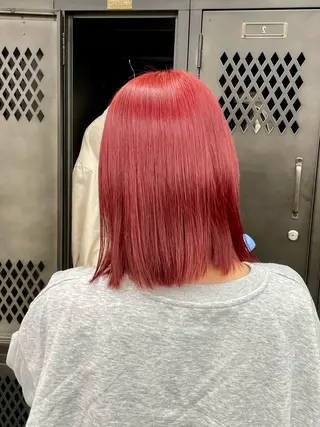 ショート カラー カット・ブリーチ TAIGAのヘアスタイル