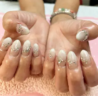 ネイル ＧＬAD グラットのネイルデザイン