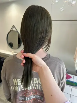 ロング Koto🌿 ブリーチなしカラーのヘアスタイル