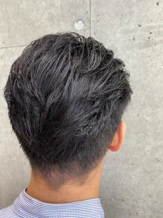メンズ な つのヘアスタイル