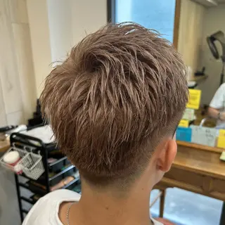 ショート カラー メンズ 西山 良波のヘアスタイル