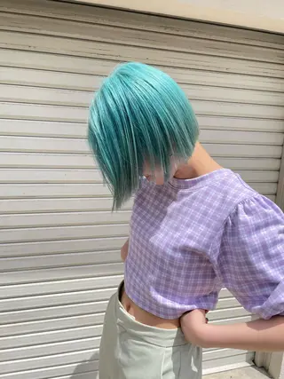 カラー ブリーチカラーが人気 onnuのヘアスタイル