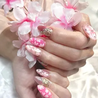 ネイル Queen ネイル&アイラッシュのマツエク・マツパデザイン