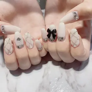 ネイル Ally's Nailのネイルデザイン