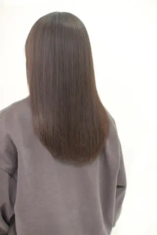 セミロング onishi yoshinaoのヘアスタイル
