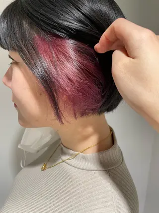 ショート カラー 髪質改善ストレート 🌈似合わせカットのヘアスタイル